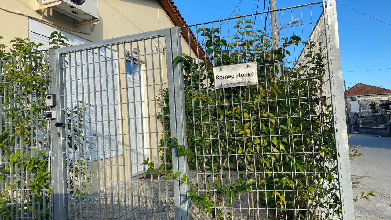 Patras Romeο House Daire Dış mekan fotoğraf