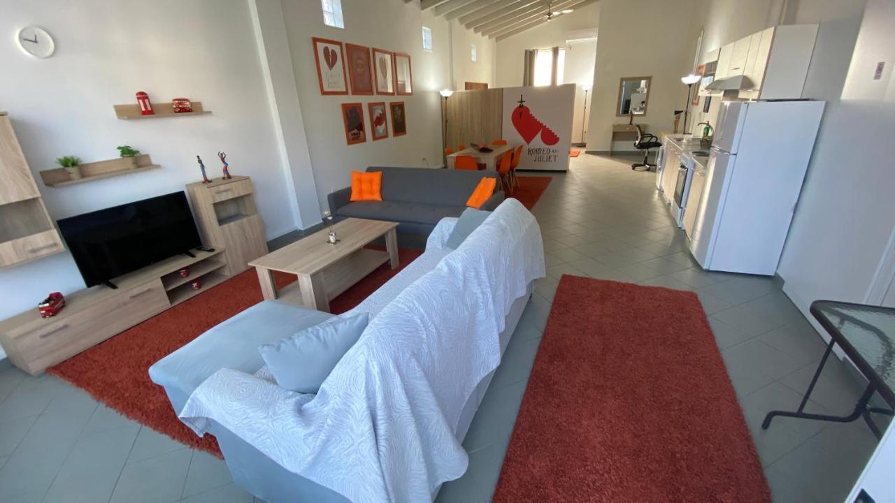 Patras Romeο House Daire Dış mekan fotoğraf